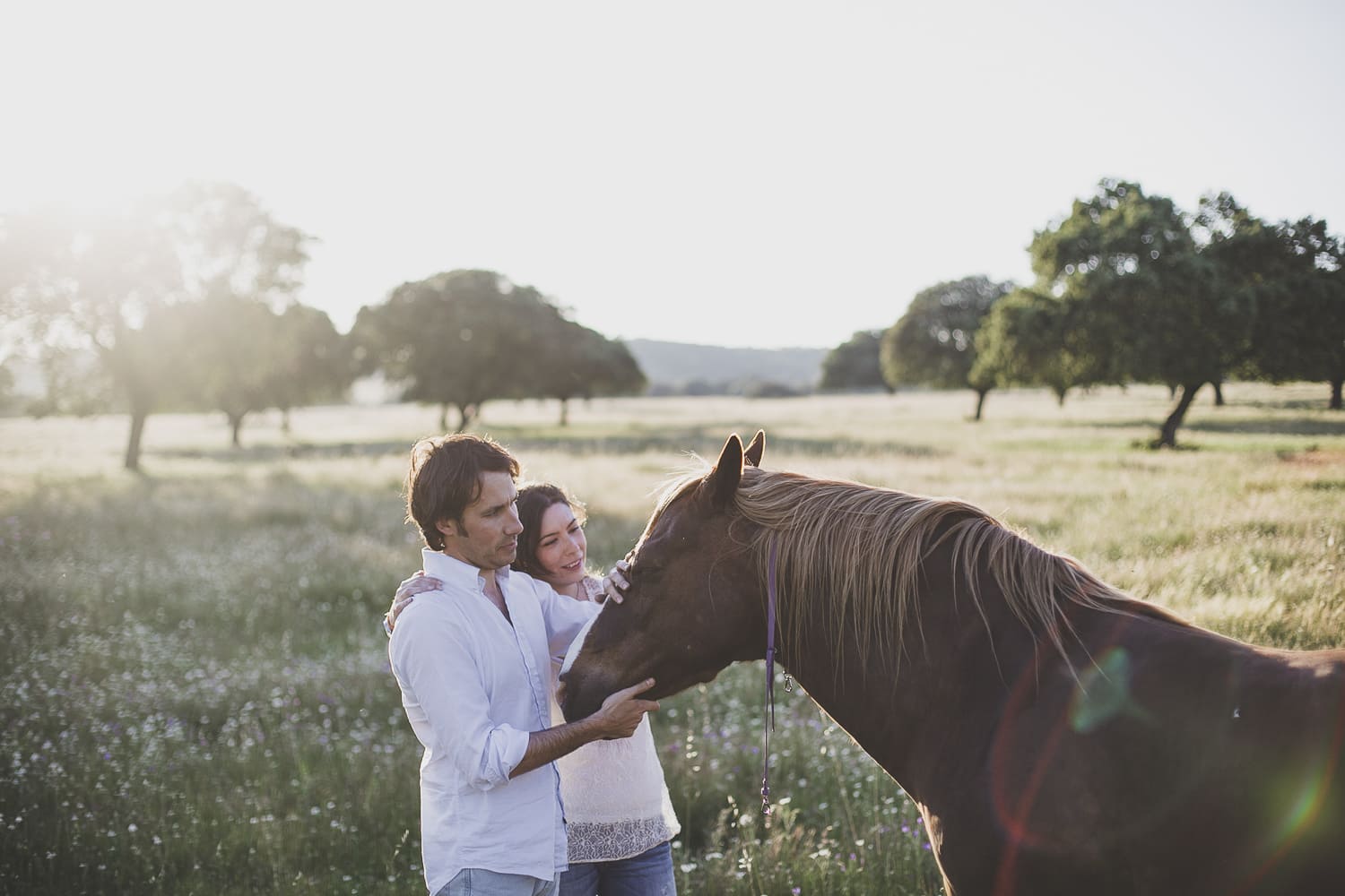 spain countryside pre wedding photographer rustic natural modern at the beautiful landscapes with horses portugal sintra cascais