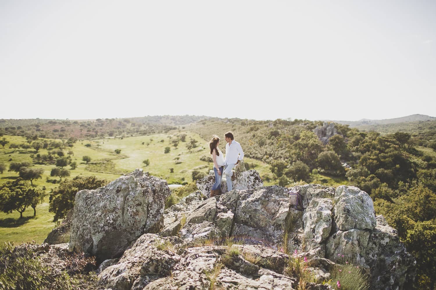 0059_spain countryside pre wedding photographer rustic natural modern at the beautiful landscapes with horses