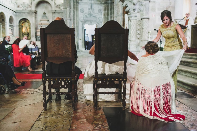 family portraits group photography wedding at monastery of jeronimos lisbon