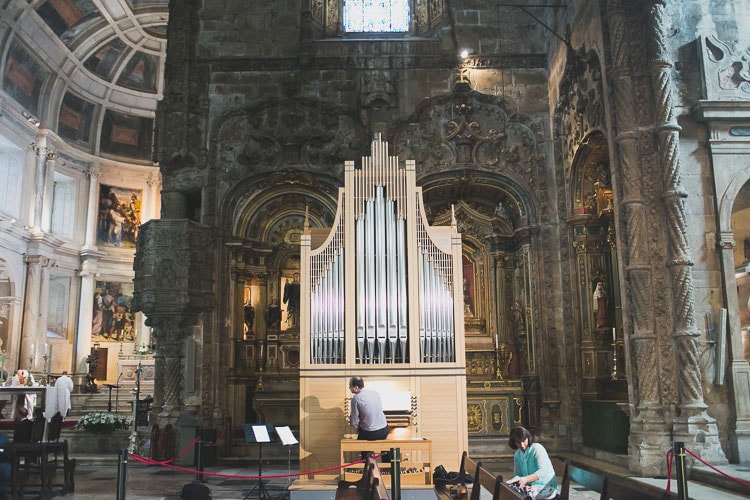 church organ of monastery of jeronimos wedding lisbon