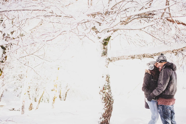 0007_winter-pre-wedding-portugal-snow-photographer