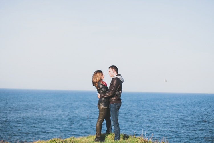 oviedo wedding photographer in Spain. On an intimate session on the cliffs over the sea #spain #asturias #oviedo #preboda #wedding #destination #bodaoviedo #elop #diferente #sea #cantabrian