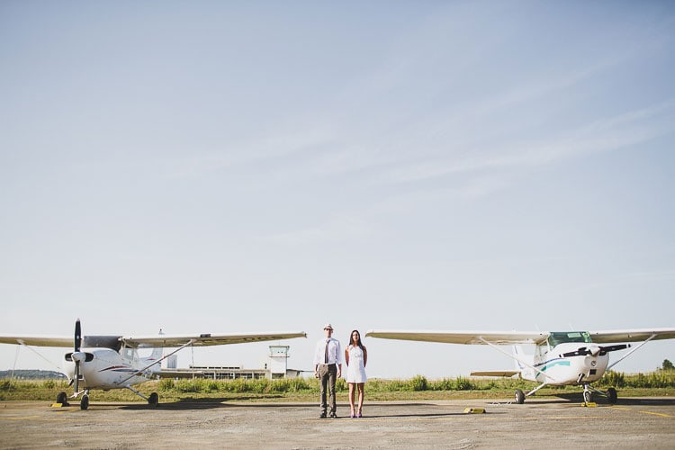 natural and modern pre wedding session wit planes
