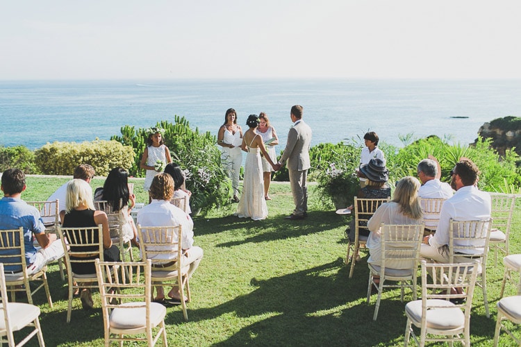 beach wedding ceremony algarve #beachwedding #algarve #algarvephotographer #elopement #beachwedding jesuscaballero.com