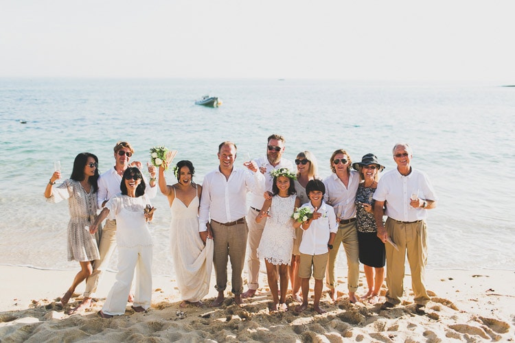 family portraits at a beach wedding #familyportraits #weddingalgarve #beachportraits #beachwedding jesuscaballero.com