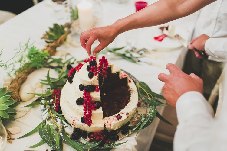 cake cutting wedding portugal