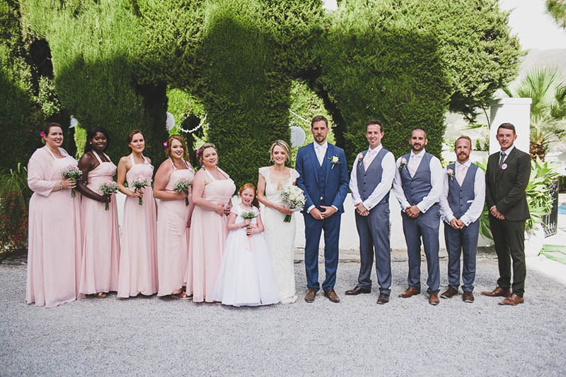 portraits of bridal party game bridesmaids and groomsmen