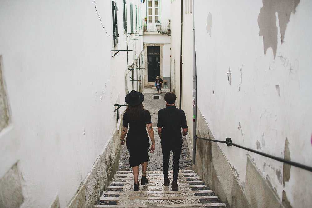 small wedding and elopement in alfama