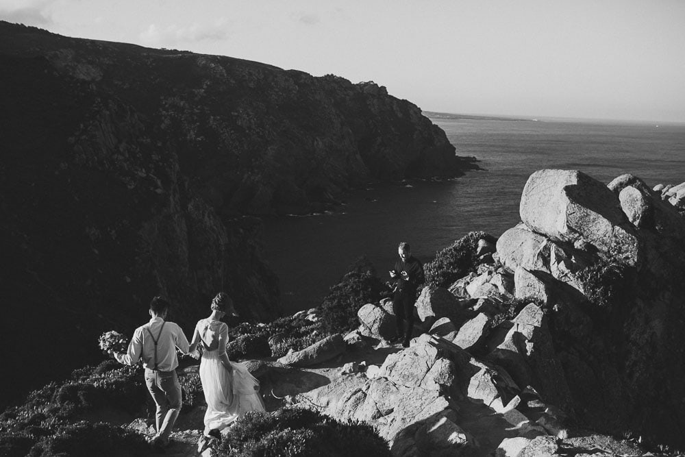 elopement in sintra cliffs
