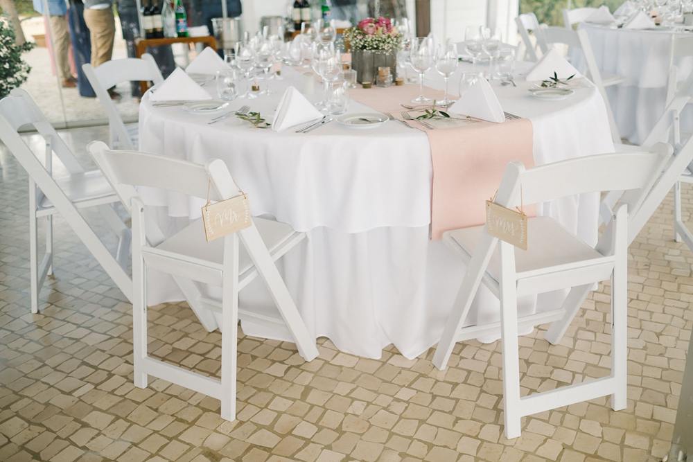 white tables decoration wedding Suites alba resort www.jesuscaballero.com 