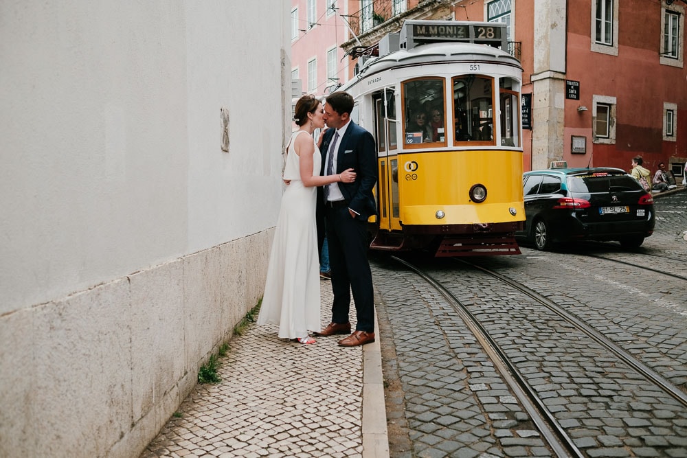 Lisbon urban elopement #lisbonelopement #urbanelopement #lisbonphotographer #portugalwedding #tiles #lisbontiles
