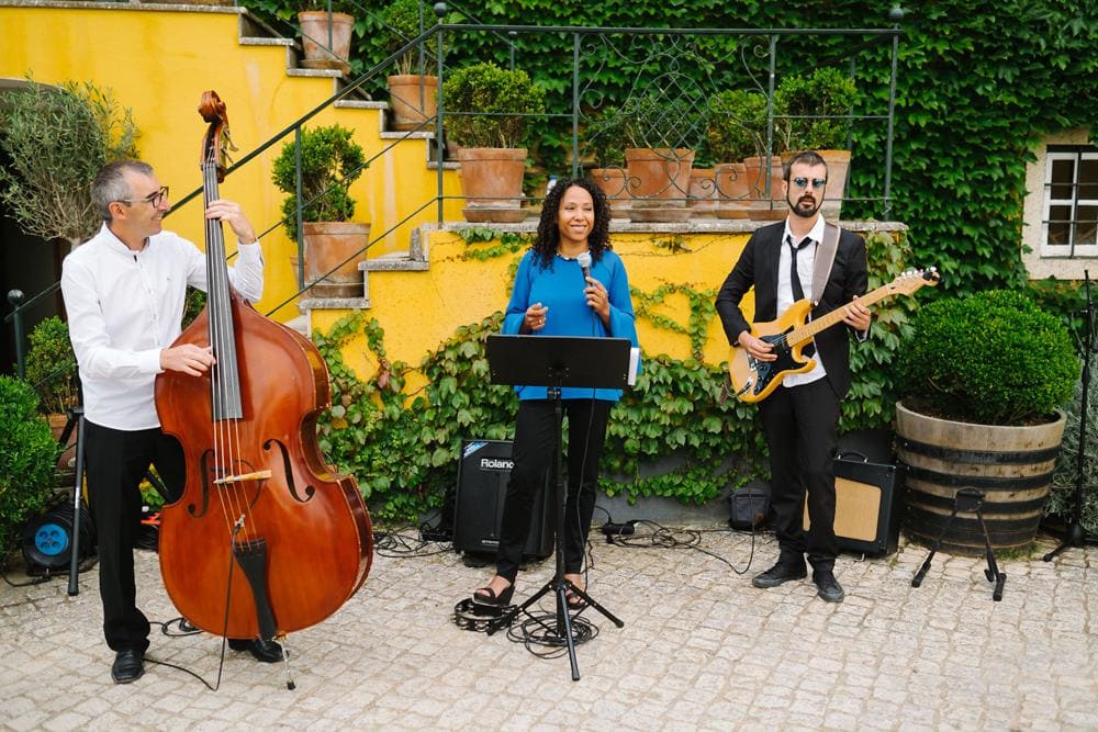 live band during wedding
