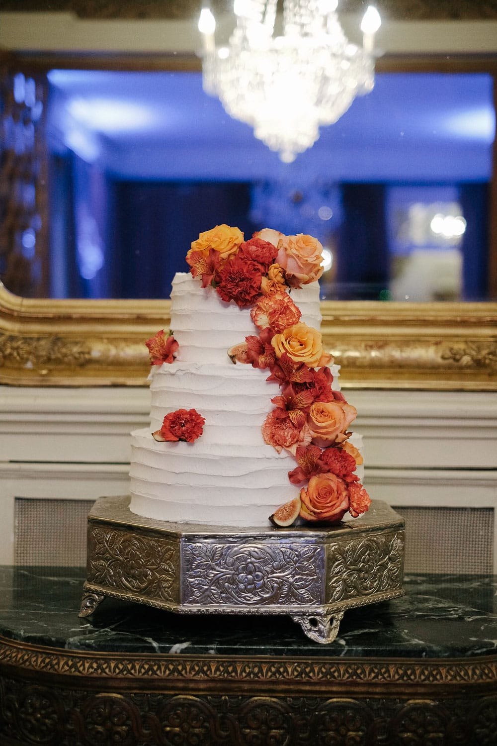 wedding cake at gremio palace