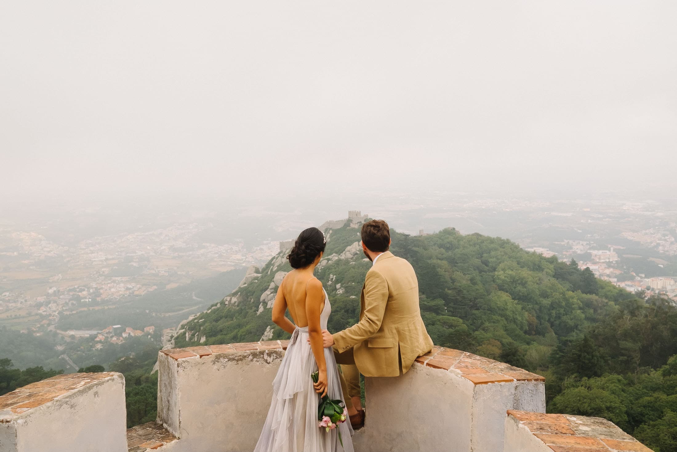 adventurous elopements in portugal #adventure #elopementadventure #sintrawedding
