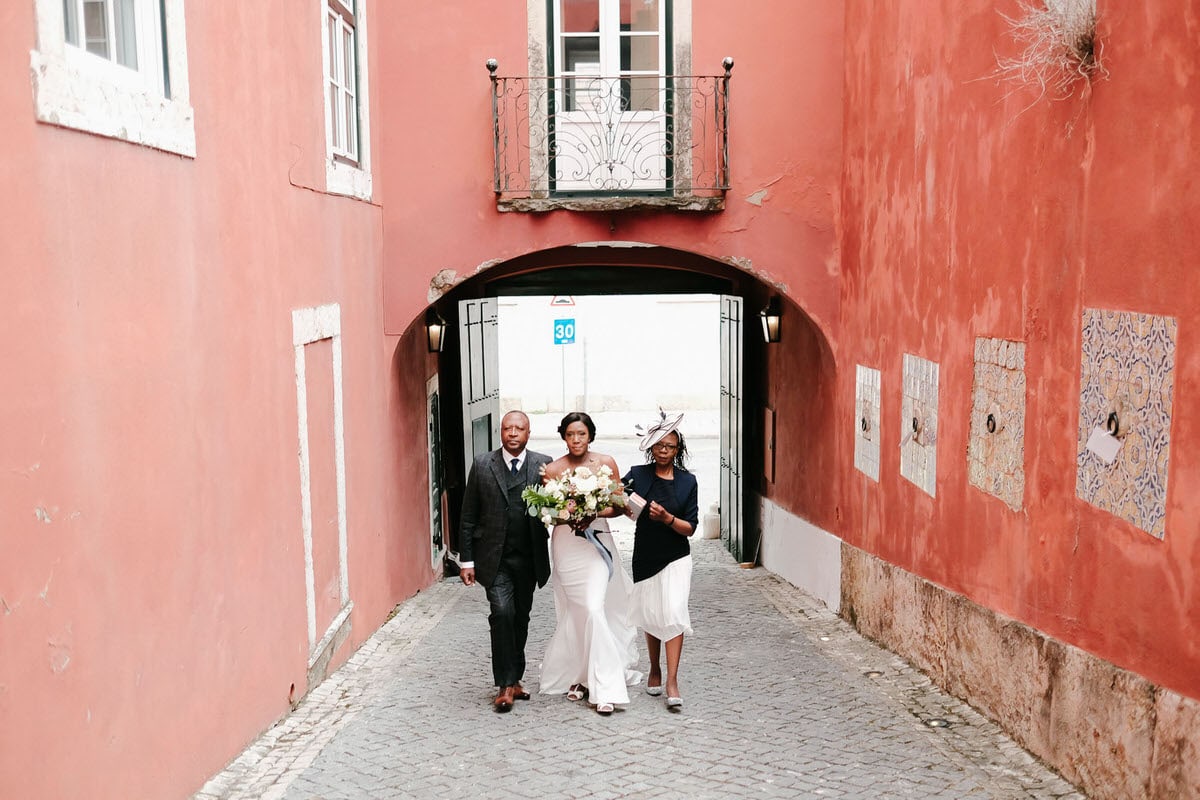 bride and family in pink palace in Lisbon