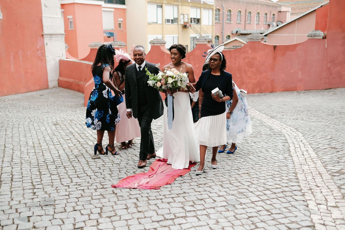 scarves and pashminas for bride walking down the aisle in Zimbabwean culture in Lisbon wedding