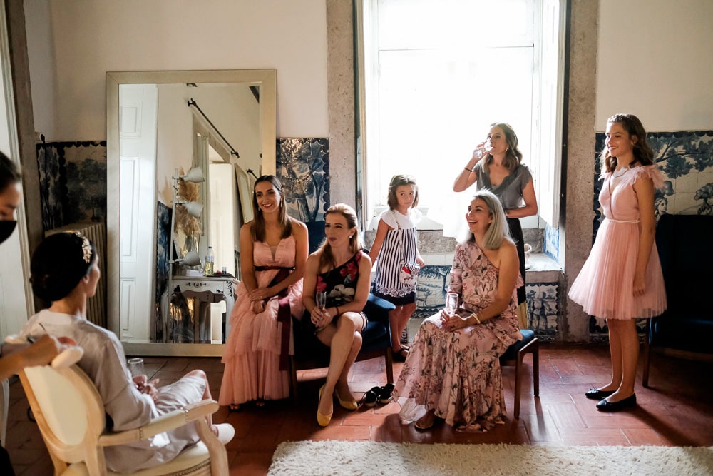 bridesmaids in Lisbon